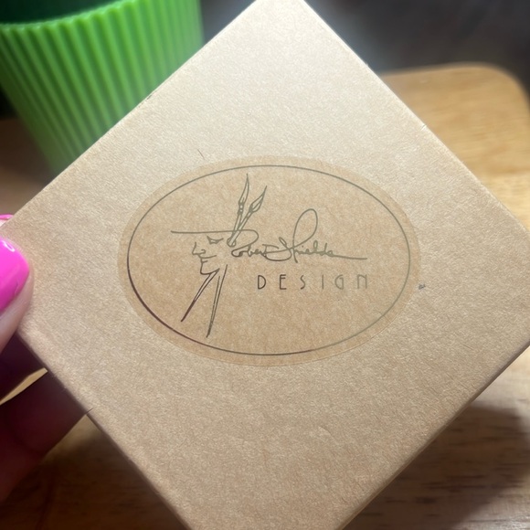 Robert Shields Dainty Dangle Heart Earrings NIB Post Hypoallergenic - Picture 6 of 8